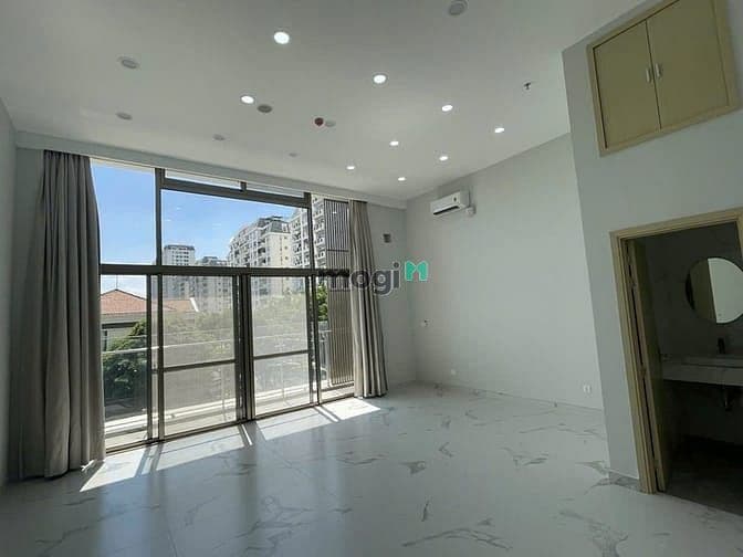 Cho thuê căn hộ Midtown thiết kế 1 phòng ngủ, nội thất cơ bản nhỏ xinh