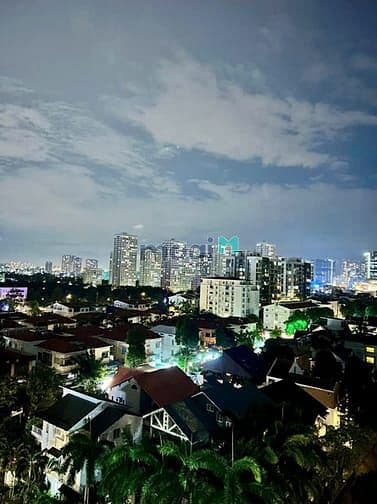 Cần bán nhanh căn hộ Mỹ Khánh nhà mới, tầng cao thoáng view đẹp