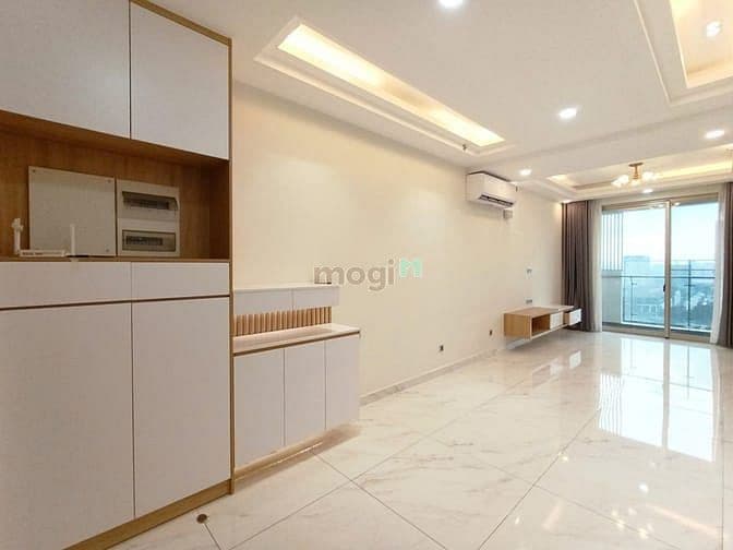 Cho thuê nhanh căn hộ cao cấp Riverpark premier nhà cực đẹp, sáng