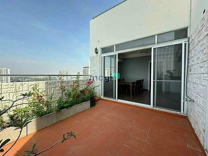 Bán Penhouse Mỹ Phúc, DT 2 sàn 218m2, TK 3PN, 3WC, ô xe hầm, giá 21.5t