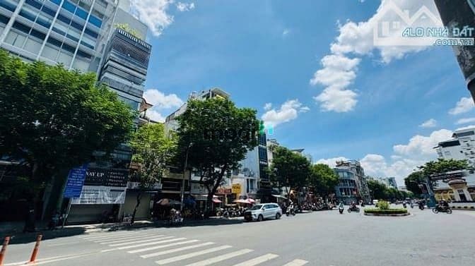 Giảm 20 tỷ bán nhà MT Cống Quỳnh Q1, DT 14 x 20m, HĐT 160tr/th
