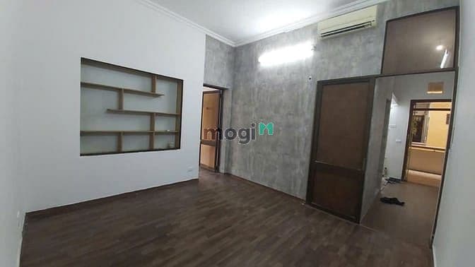 Chính chủ cho thuê căn hộ tập thể tầng 4 - số 5 Trúc Khê, Đống Đa, HN.