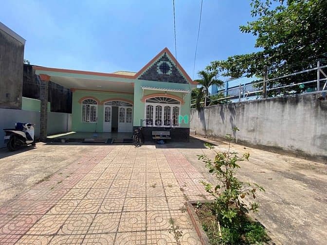 Cho THUÊ nhà vườn 600m2 mới làm Phường Tân Tiến cũ gần quảng trường