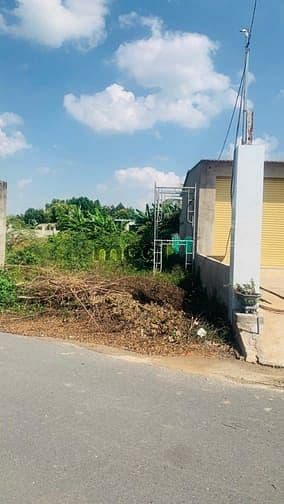 CC cần bán lô đất 240m2 giá hơn 1ty/lô Đường Hồ Văn Tắng giáp Hocmon