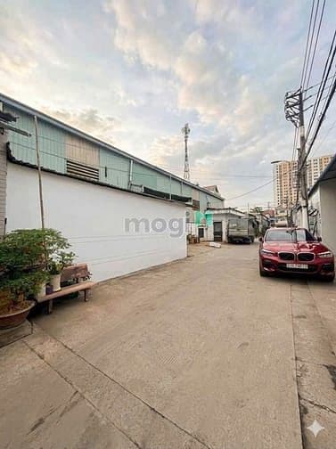 cho thuê nhà làm kho xưởng Hẻm 10m Hương Lộ 80, DT 14x22, 285m2 kế KCN