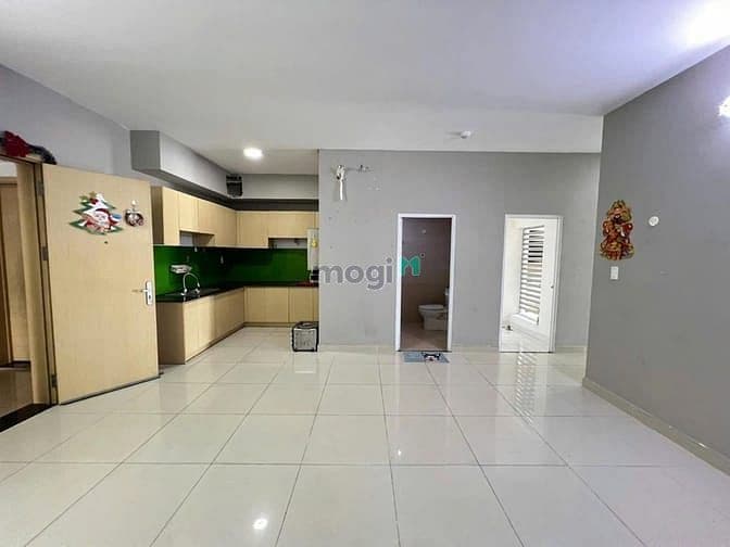 Cho thuê chung cư Hoa Sen, 262 Lạc Long Quân - 3PN, 110m2 giá 14tr5/th