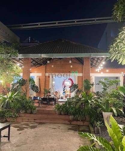 Sang mặt bằng sân vườn 500m2 giá thuê rẻ đẹp phù hợp kinh doanh
