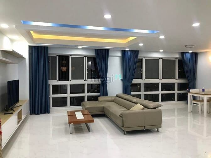 Bán nhanh CHCC Happy Valley, DT 135m2, 3PN, 2WC, NTDD, giá tốt 12,8ty