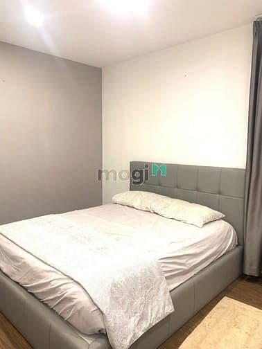Căn hộ chung cư Sky Center - Phổ Quang :2p ngủ, nội thất, 15tr5/tháng