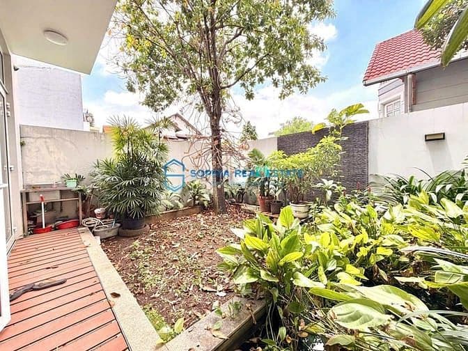 CHO THUÊ VILLA Nguyễn Văn Hưởng, | HẦM 3 TẦNG 5PN| FULL NT giá 70tr