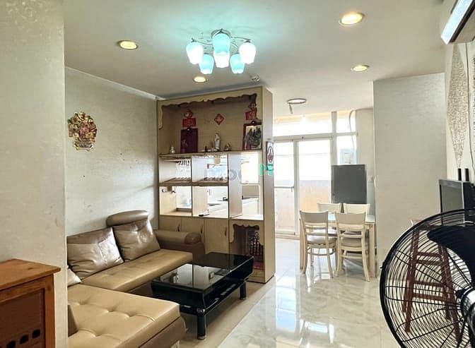Căn 65m2(3pn2wc) Hoàng Kim sổ hồng sẵn, full nội thất, TT 950tr ở ngay