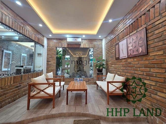 Cho thuê nhà đẹp, thiết kế bắt mắt, gần nhà thờ Giáo xứ Tân Mai