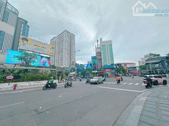 Bán nhà MT Phan Đăng Lưu,P Phú Nhuận - DT:12m x 58m, nở hậu 26m