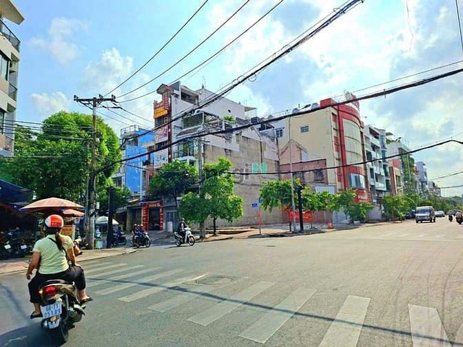 HIẾM Nền Đất góc 2 MTKD Trần Văn Kiểu & ĐS 26- 11,5x22m XD 1 Hầm 5T