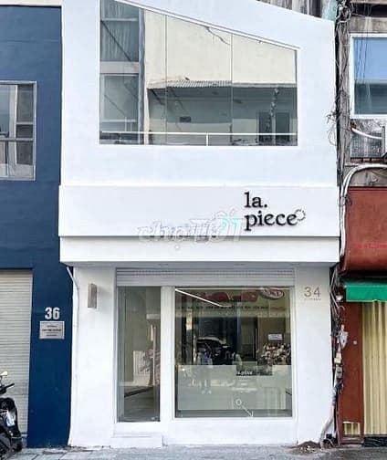 CAFE Nguyên căn MT 34 Lê Thị Riêng, Q1. Dt: 5x15m, Kc: trệt 1 lầu