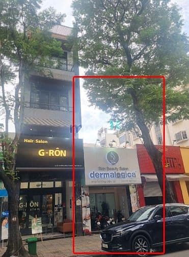 SPA - Salon tóc MT 49 Lê Thị Hồng Gấm, Q1. Dt: 5x20m, Kc: trệt 1 lầu