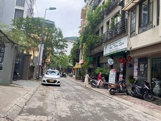 Nhà 2 mặt tiền siêu hiếm khu P/Lô Víp Đội Cấn-Liễu Giai oto tránh