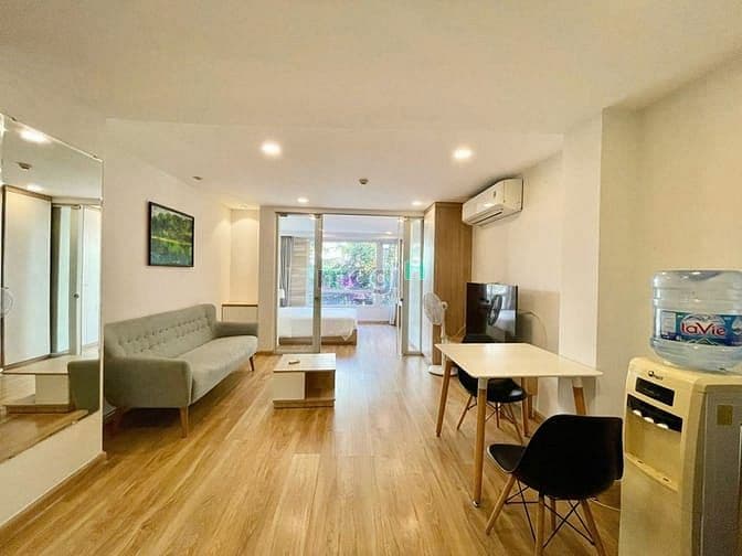 Căn Hộ 1PNCửa Sổ Lớn Thoáng_45M2_Bồn Tắm_Cầu Thủ Thiêm_Nguyễn Hữu Cảnh