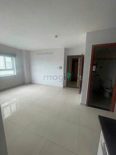 Chung cư Phạm Văn Đồng, GV: 80m2, NTCB, 10 triệu/tháng, 2PN