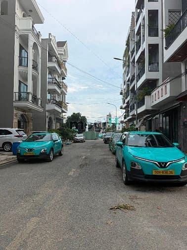 Đường nhựa 12m xe hơi 12m-68M2 - 4 tầng LÊ THỊ RIÊNG- Q12 Sát Gò Vấp