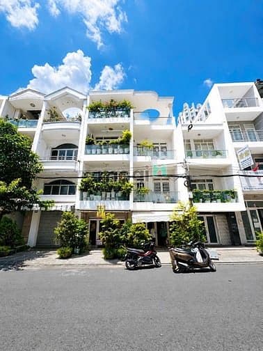 Bán Nhà MT khu Bình Phú 72m2 4 Tầng Chỉ 11.6 Tỷ