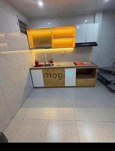 Nhà riêng 1 trệt + 1 lầu,2p ngủ-đường Cô Giang giá 15tr/tháng