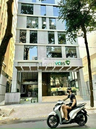 Bán nhà 2 MT Võ Văn Tần P5 Quận 3, dt: 8x20m, NH:10m giá 75 tỷ