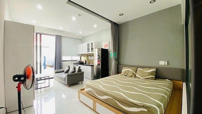 Cho THUÊ căn hộ dịch vụ FULL nội thất cao cấp, có thang máy