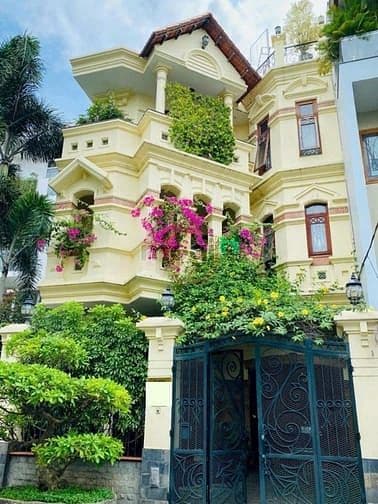 Bán Biệt Thự Khu Sang Trọng Nguyễn Trọng Tuyển : 7.4x25m, 4 Tầng 45 Tỷ