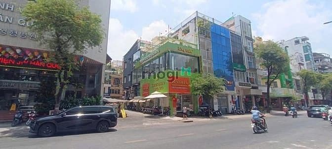 Căn Góc 40 Tôn Thất Tùng, Q1. Dt: 5x20m , Kc: trệt lửng 1 lầu st
