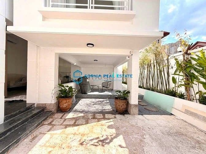Cho thuê biệt thự NGUYỄN VĂN HƯỞNG | 4PN | 80TR/THÁNG