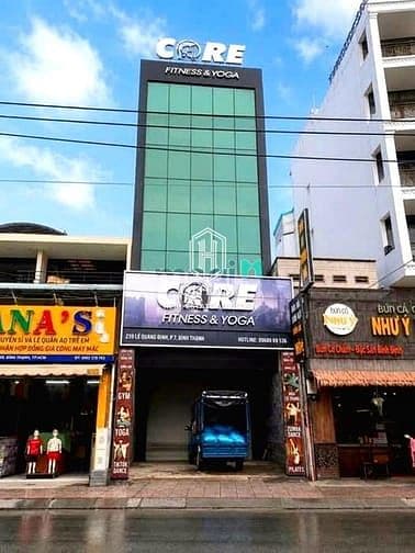 Nguyên căn MT 239 Lê Quang Định, BT. Dt: 6x35m, Kc: Trệt lửng 4 lầu