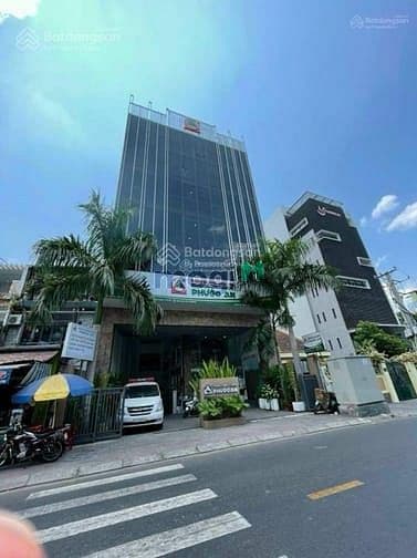 Bán tòa nhà MT Nguyễn Đình Chiểu P6 Quận 3, dt:10x38m giá 130 tỷ