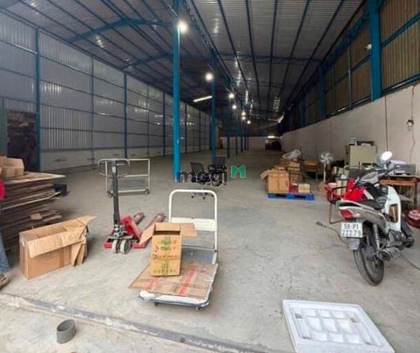 Cho thuê kho 650m2 gần Ngã 3 chợ Đường, Quận 12
