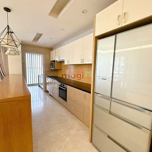 Cần cho thuê nhanh căn hộ cao cấp Riverpark Premier nhà full nội thất