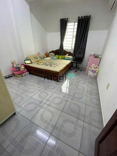 C/c Phan Xích Long căn hộ 2p ngủ, NTCB giá 10tr/tháng