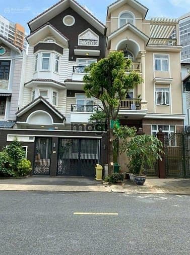 Bán Biệt thự khu đô thị An Khánh Quận 2, dt:8x20m giá 32 tỷ