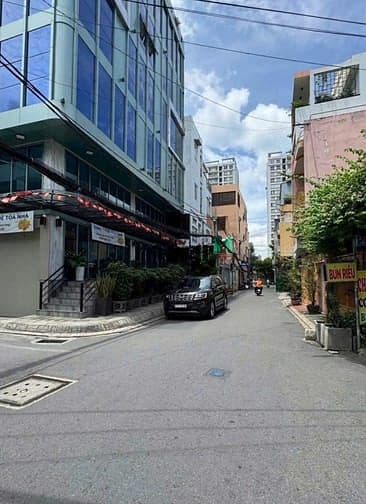 nhỉnh 3.7 sở hữu nhà 40m2 nở hậu khu Bàu Cát sầm uất, ở quá sướng.