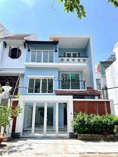 Hot villa giá tốt sau trần não - ngang 10m | 5pn | nhiều ánh sáng