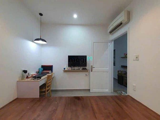Giá 8tr/tháng, Full NT, Ban công- C/c Ruby- Nguyễn Sỹ Sách ( p15-TB)