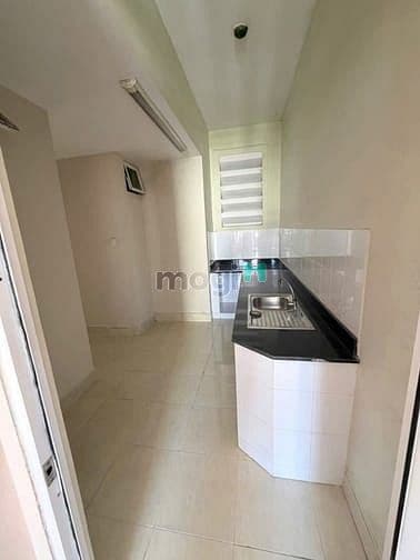 Cho thuê căn 3p ngủ 2wc, có máy lạnh ở C/c Bàu Cát chỉ 11tr/tháng