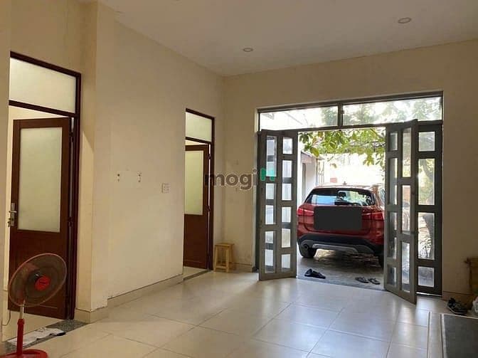 Bán Nhà Cấp 4, DT 103m2 Hẻm Xe Hơi Đường Phước Thiện Ngay Vinhomes