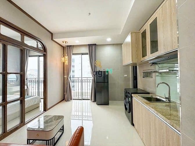 Căn hộ ban công cao cấp Bình Thạnh gần Quận 1_Landmark81_Thang máy