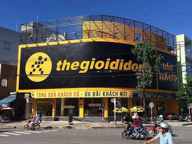 Bán nhà Góc MT Lý Chính Thắng P7 Quận 3, dt:12x20m giá 75 tỷ