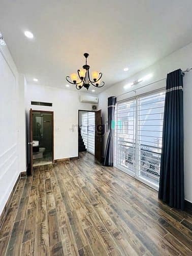 Nhà Thuê Quận 10 - Lê Hồng Phong - 3PN - 18 Triệu