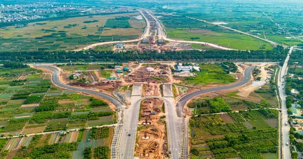 Toàn cảnh tuyến vành đai 85.000 tỷ đồng, rộng gấp 3 lần đường băng sân bay: 15km đường song hành vừa thông xe, kết nối cầu 10.000 tỷ đang thành hình với đại lộ đẹp nhất Việt Nam