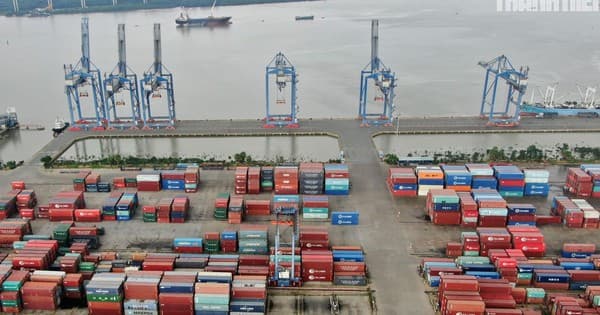 TP.HCM giao Sở Xây dựng nghiên cứu lộ trình di dời cảng biển khỏi trung tâm