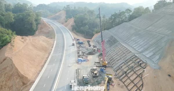 Thi công các hạng mục cuối cao tốc Hữu Nghị - Chi Lăng