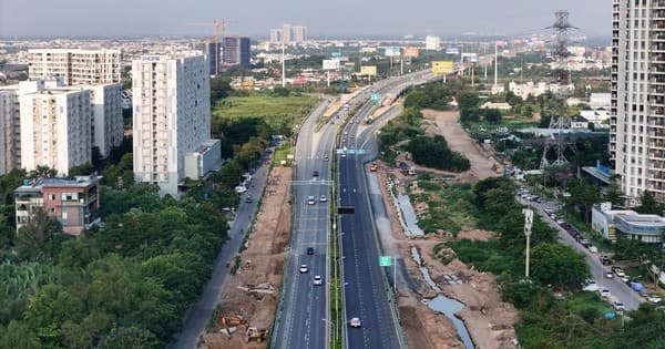 Cảnh trái ngược ở cửa ngõ TP.HCM, cao tốc, bến phà trong ngày cuối nghỉ lễ 2/9