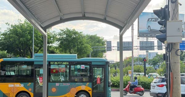 TP.HCM triển khai mái che kết nối xe buýt với tuyến metro số 1
